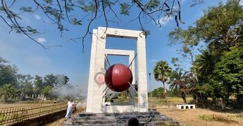 স্মৃতিস্তম্ভের মতোই অনাদরে বটতলীর মুক্তিযোদ্ধা-মুক্তিযুদ্ধের গল্প