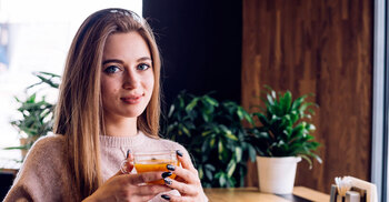 রাতে এক কাপ চা, দূর হবে অনিদ্রা