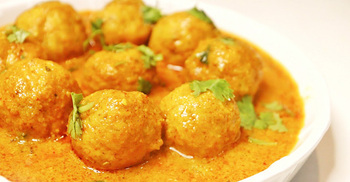 অতিথি আপ্যায়নে তৈরি করুন চিকেন কোপ্তা কারি