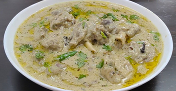 পূজায় পাতে থাকুক খাসির মাংসের মালাইকারি