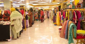 ঋণ পেতে বেগ, শুরুতেই ঝরে যান অনেক নারী উদ্যোক্তা