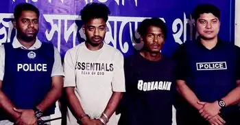 পর্যটন এলাকায় চুরি-ছিনতাই, কক্সবাজারে গ্রেফতার ৮