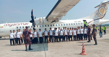 এবার বিশেষ ফ্লাইটে দেশে ফিরলেন মিয়ানমারের ৪০ নাগরিক