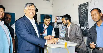 একটি দল অতিরিক্ত উচ্চাভিলাষে ভুগছে: সালাউদ্দিন আহমদ