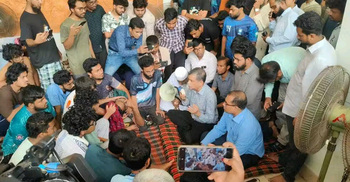 KUET students stand firm on hunger strike for VC resignation