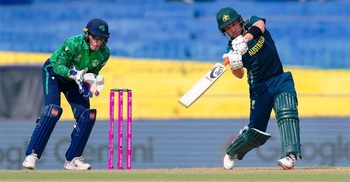 Australia crush Ireland by 67 runs in T20 World Cup opener
