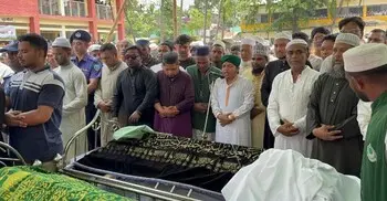 একসঙ্গে জানাজা, পাশাপাশি কবরে দাফন ওমানে নিহত ৪ ভাই