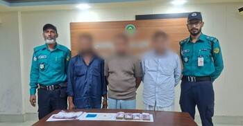 নিলামের মালামাল দেওয়ার কথা বলে ৬০ লাখ টাকা আত্মসাৎ, গ্রেফতার ৩