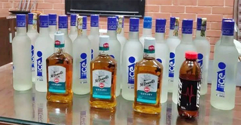 জাবিতে আবাসিক হলে মদসহ আটক শিক্ষার্থীকে বহিষ্কার