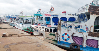 বরিশাল থেকে সব ধরনের নৌযান চলাচল শুরু