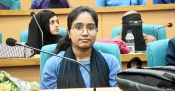 মনোনয়ন ফরম জমা দিলেন জুলাই আন্দোলনে আহত তন্বী