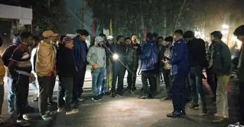 মানিকগঞ্জের ডিসি অফিসের সামনে ককটেল বিস্ফোরণ