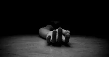 বিছানায় পড়ে ছিল ৩ বছরের শিশুর মরদেহ, মায়ের চিৎকারে দরজা খুলে দেন বাবা