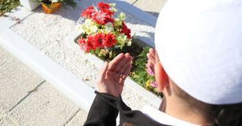 শুক্রবারে মারা গেলে কি কবরের আজাব মাফ হয়ে যায়?