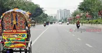 ঈদের ছুটি শুরু, অনেকটাই ফাঁকা ঢাকা
