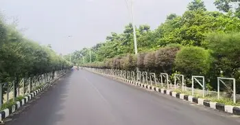 ছুটি শেষে এখনো ফাঁকা ঢাকা