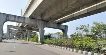 গ্রামে ফিরেছেন লাখো নগরবাসী, ঢাকায় চলাচলে স্বস্তি