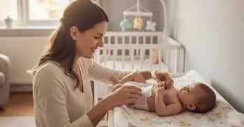 শীতে শিশুকে ডায়াপার পরাচ্ছেন? র‌্যাশ ঠেকাতে সতর্ক হন