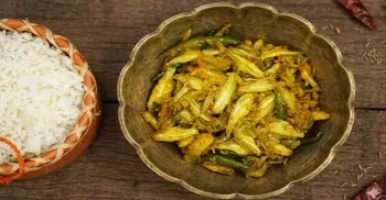 মলা মাছের চচ্চড়ি রাঁধবেন যেভাবে