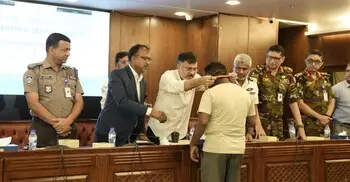 ২ শতাধিক হকারকে ডিজিটাল পরিচয়পত্র দিলো ডিএনসিসি