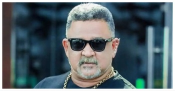 মামলার পর আড়াল ভেঙে প্রকাশ্যে ডন