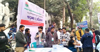 ভর্তি পরীক্ষার্থীদের সহায়তায় ছাত্রদল-শিবিরের হেল্প ডেস্ক