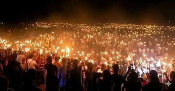 নীলফামারীতে বুড়ি তিস্তা নদী খনন প্রকল্পের প্রতিবাদে মশাল মিছিল