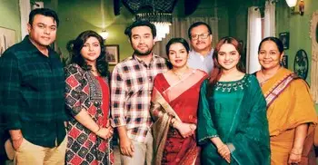 জোভান-কেয়ার ‘হ্যাপি ডিভোর্স’