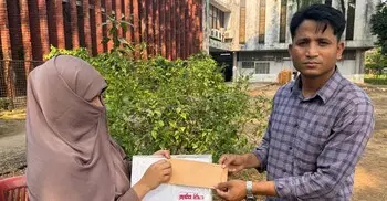 অর্থসংকটে থাকা ভর্তিচ্ছু ঢাবি শিক্ষার্থীর পাশে ছাত্রদল নেতা