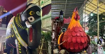 রঙে রঙে সাজছে চারুকলা, অপেক্ষা নববর্ষের