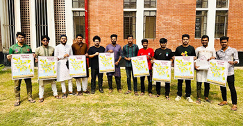 ঢাবির মুজিব হলে ছাত্রদল নেতার উদ্যোগে বাংলাদেশের মানচিত্র বিতরণ