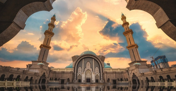 সব ধরনের ক্ষতি থেকে বাঁচার দোয়া