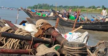 শুরু হচ্ছে দুবলার চরে শুঁটকি মৌসুম, যাত্রার জন্য প্রস্তুত জেলেরা