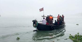 নিখোঁজ ৮ জনকে উদ্ধারে মেঘনায় ডুবুরি দল