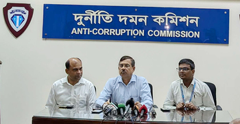 শেয়ারবাজার ও ঋণ জালিয়াতি: সালমান এফ রহমানসহ ৩৪ জনের নামে মামলা