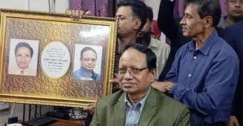 শেষ কর্মদিবসে শুভাকাঙ্খীদের ভালোবাসায় সিক্ত সম্পাদক দুলাল মাহমুদ