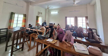 DU students back to classes after 83 days