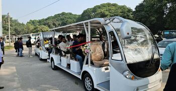 রুয়ার উদ্যোগে রাবিতে চালু হলো ৫ ই-কার