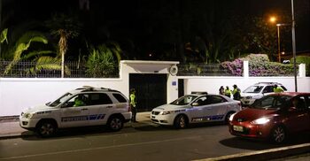 Mexico suspends relations with Ecuador after arrest of ex-VP