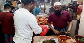 মিরপুরের বিখ্যাত স্পেশাল শাহী হালিম