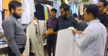 শেষ মুহূর্তে জমজমাট ঠাকুরগাঁওয়ের ঈদবাজার