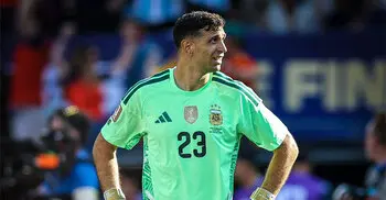 Goalkeeper Emi Martinez may 'step aside' from Argentina