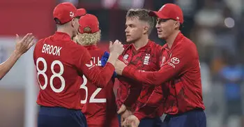 নেপালের ব্যাটিংয়ে কেঁপেছে ইংল্যান্ড, শেষ ওভারে জয়