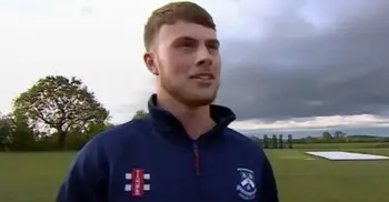 টানা ছয় বলে ছয় উইকেটের রেকর্ড ইংলিশ পেসারের