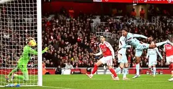 মেরিনোর ঝলকে শীর্ষস্থান মজবুত করলো আর্সেনাল