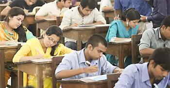 মুখস্থনির্ভর চাকরির পরীক্ষা: মেধা বিনাশের অদৃশ্য শেকল