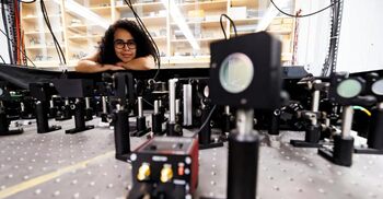 Scientists probe 'negative time' in quantum experiments