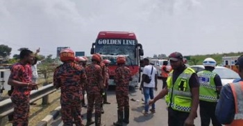 Expectant mother among 5 killed as bus hits ambulance on expressway