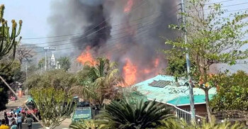 সাজেকের আগুনে পুড়লো ৬০ স্থাপনা