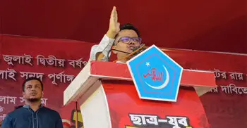 বিএনপি পানি খায় ঠিকই কিন্তু একটু ঘোলা করে খায়: এস এম ফরহাদ
